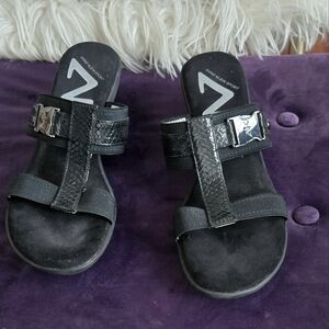 Black Women's Sandals
